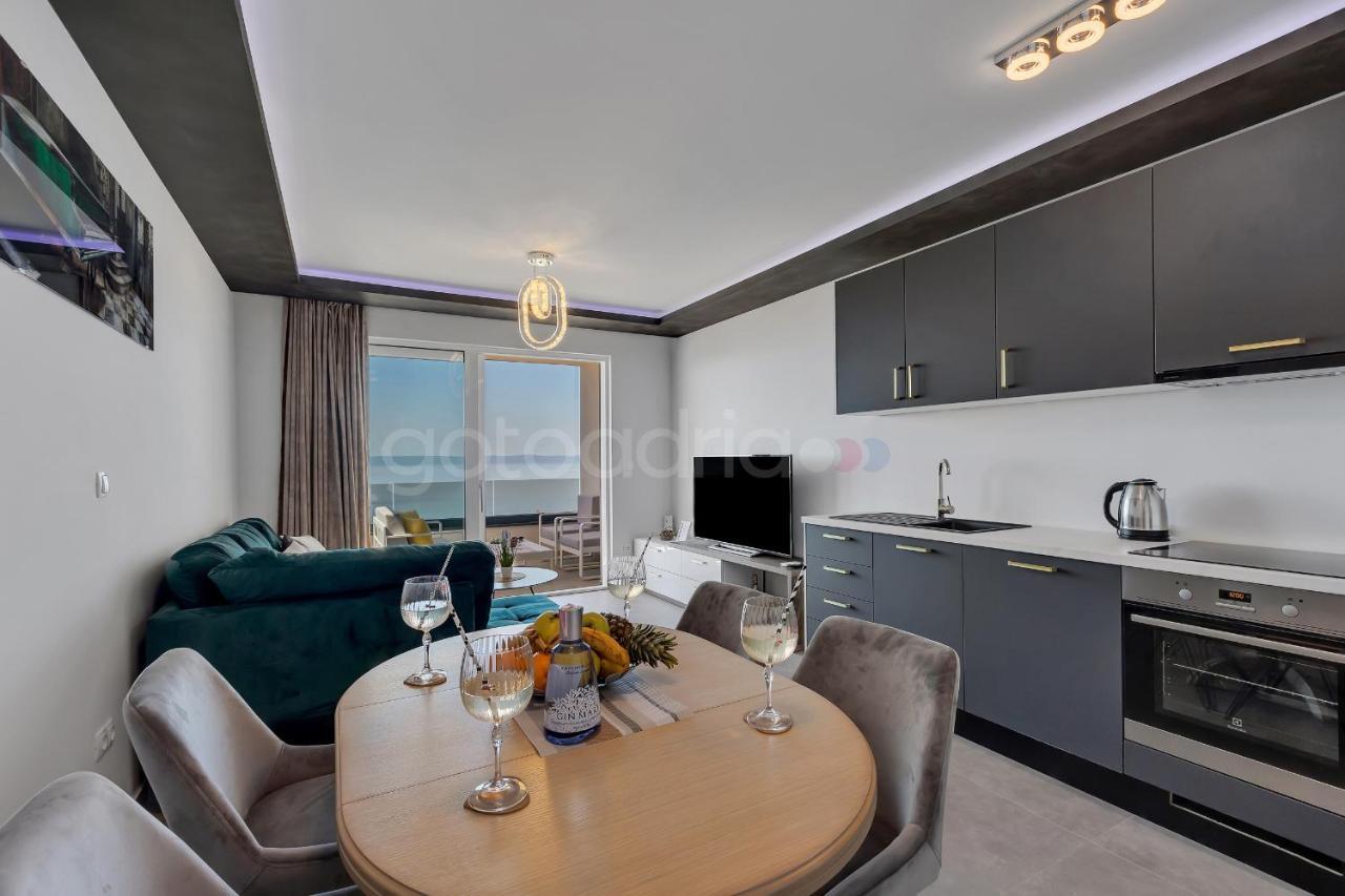 Luxury Seaview Apt Luki - Free Parking Makarska Eksteriør billede