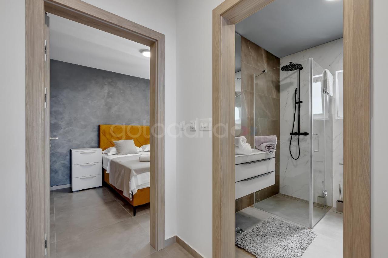 Luxury Seaview Apt Luki - Free Parking Makarska Eksteriør billede